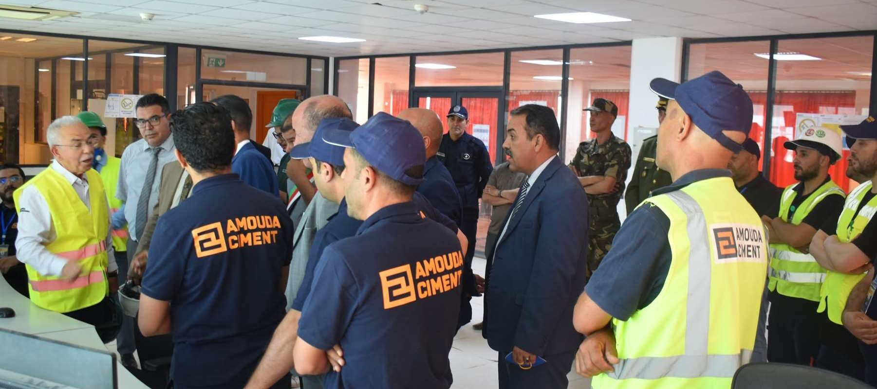 Visite du wali : L'usine Amouda Ciment reçoit la visite de Monsieur le Wali